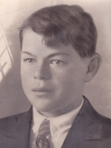 Карев Юрий Николаевич