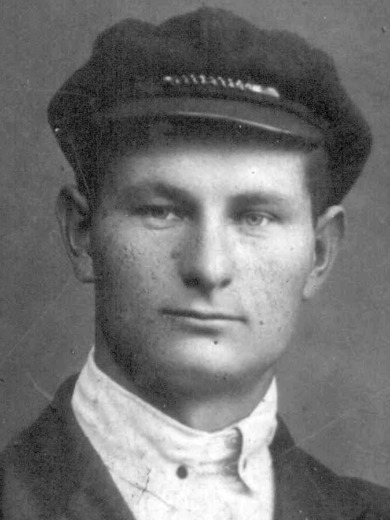 Шаповалов Демьян Савельевич