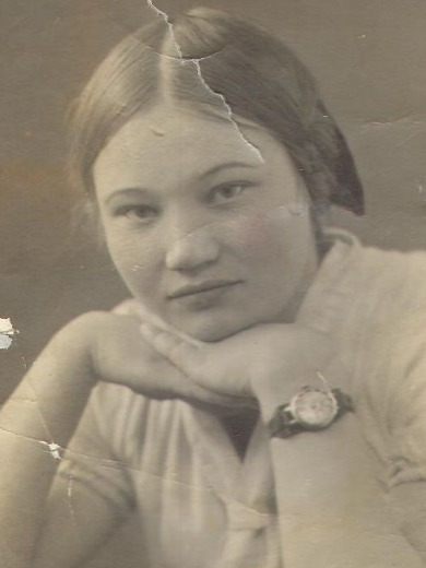 Громова (Пасютина) Александра Николаевна