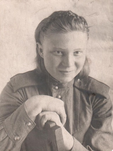 Александрова (Петрова) Анна Сергеевна