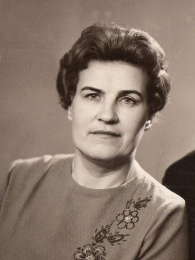 Уткина Александра Петровна