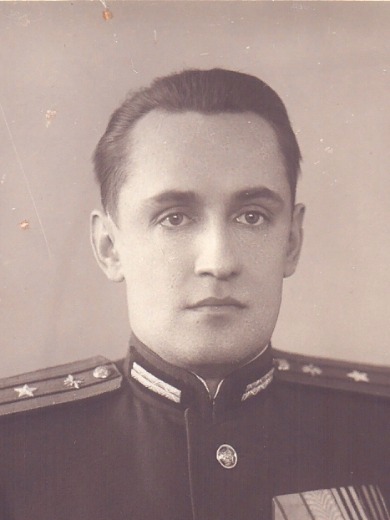 Молотов Юрий Васильевич