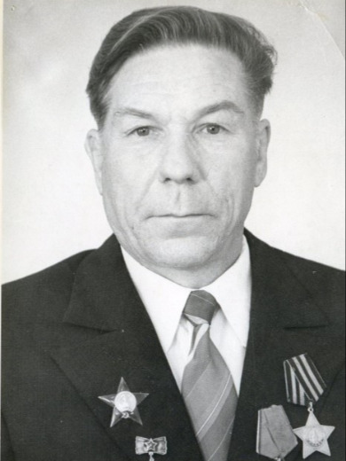 Печников Юрий Яковлевич