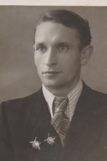 Емшанов Виктор Васильевич