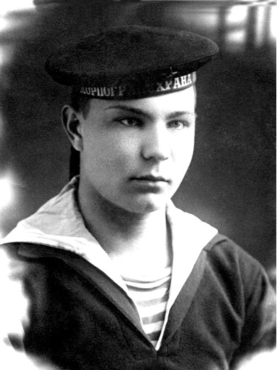 Белоусов Виктор Васильевич