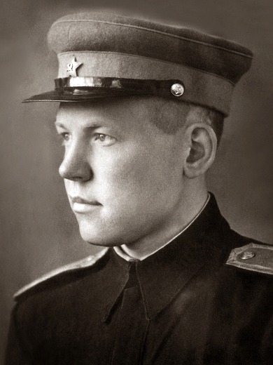 Савинов Дмитрий Викулович