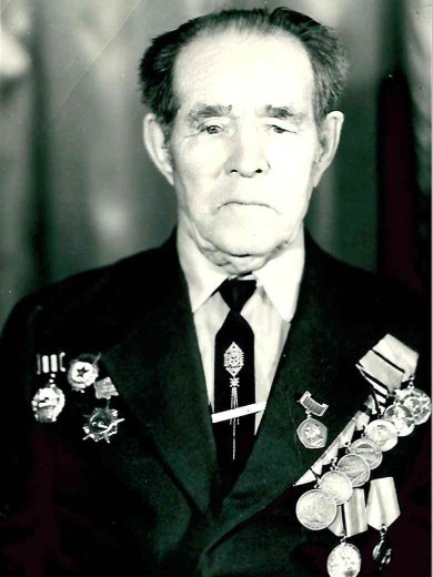 Аксёнов Александр Иванович