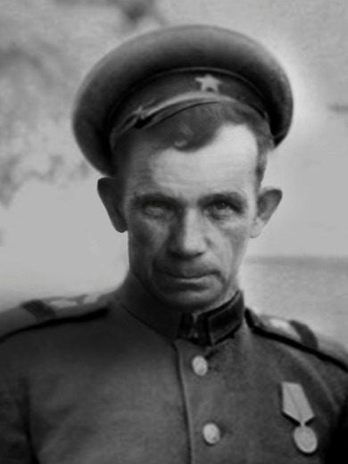 Комаров Василий Алексеевич