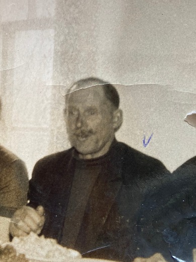 Устименко Андрей Максимович