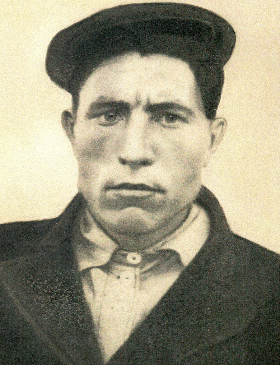 Саратов Петр Иванович