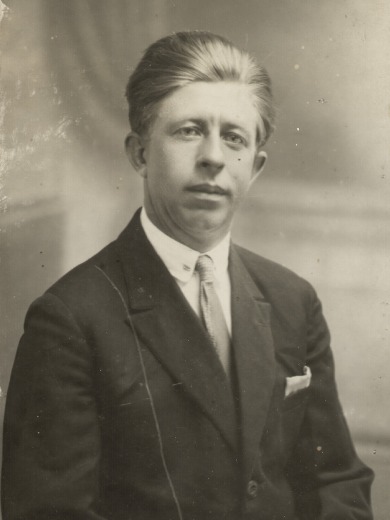 Семенов Александр Васильевич