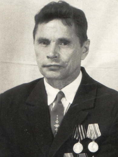 Лазарев Аркадий Алексеевич