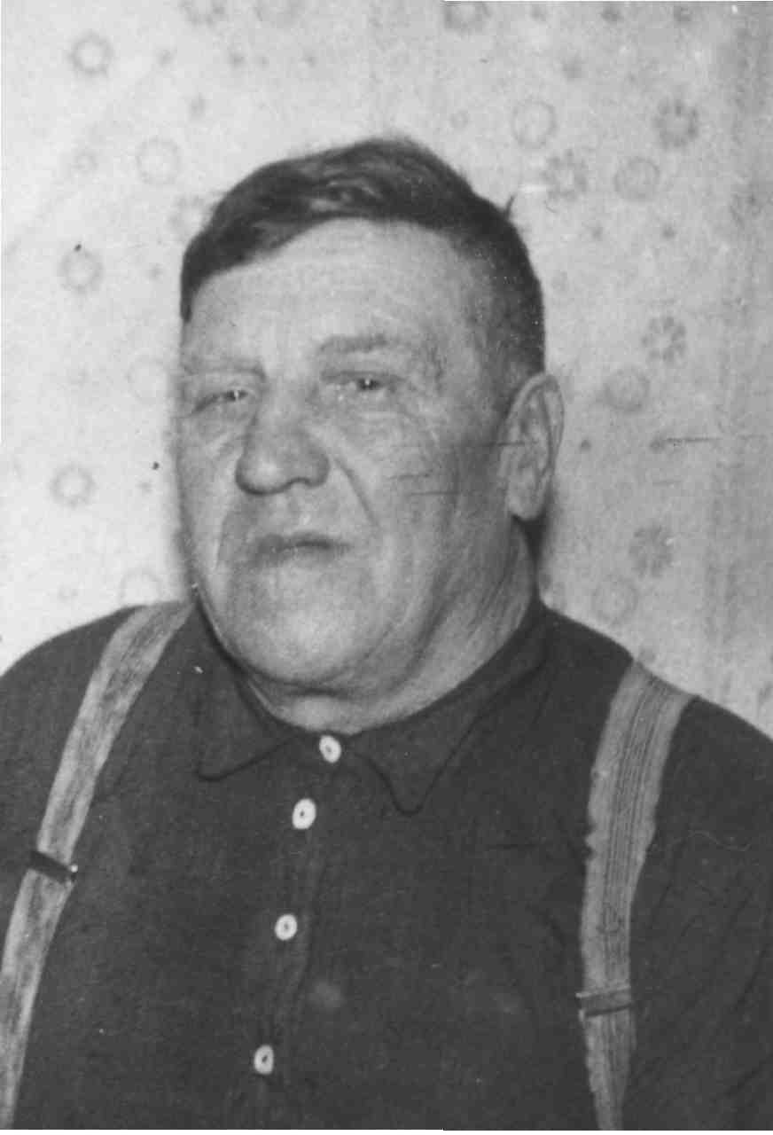 Аверченков Александр Денисович