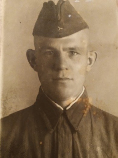 Хохлов Иван Степанович