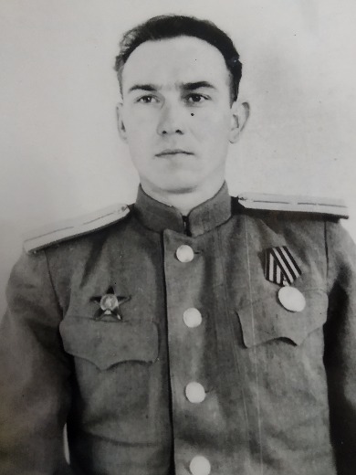 Лола Иван Петрович