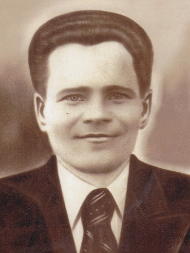 Липаев Лазарь