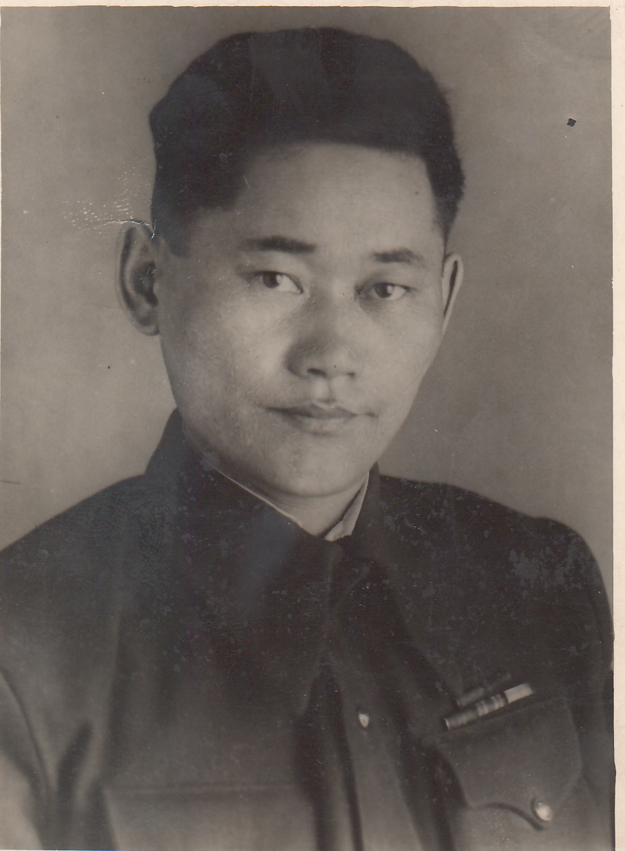 Есинов Бамба Бургустаевич