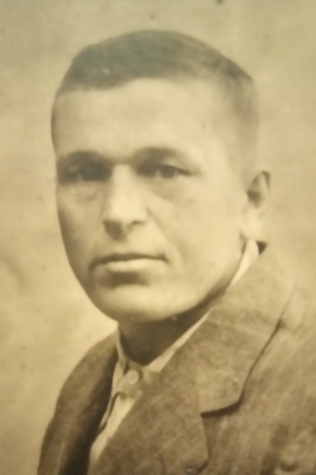 Чернавин Леонид Евгеньевич