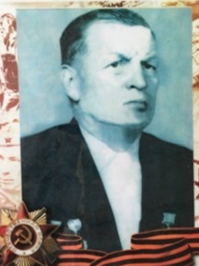 Комиссаров Петр Иванович