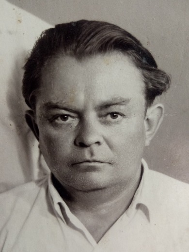 Овчаренко Василий Иванович