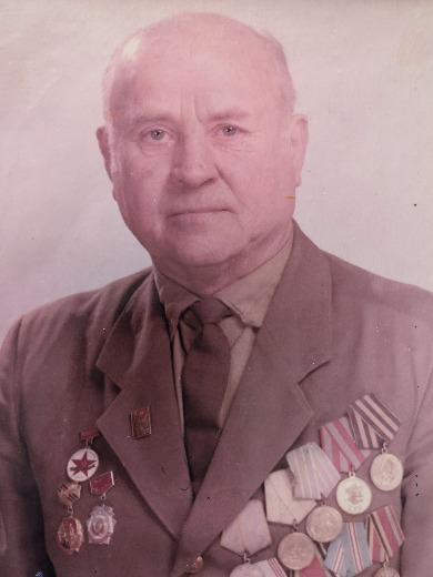 Донякин Нинонор Акимович