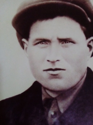 Уставщиков Петр Андреевич