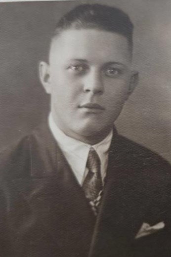 Андреев Петр Васильевич