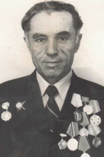 Агзамов Акрам