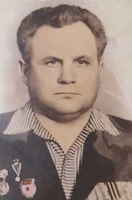 Чернобровкин Аркадий Алексеевич