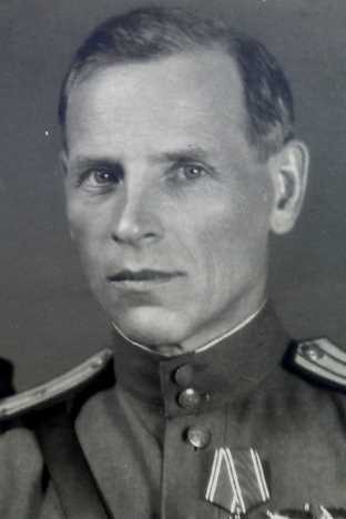 Шарапов Александр Иванович