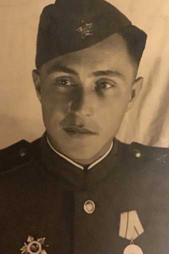 Вахрушев Фрид|Фрид (Фарида) Александрович