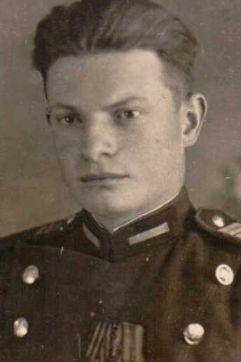 Потапов Анатолий Николаевич