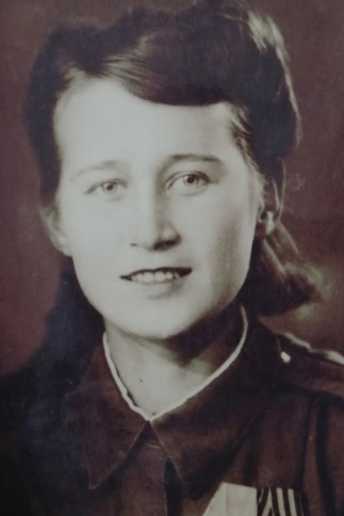 Кононова (Якушева) Зоя Васильевна