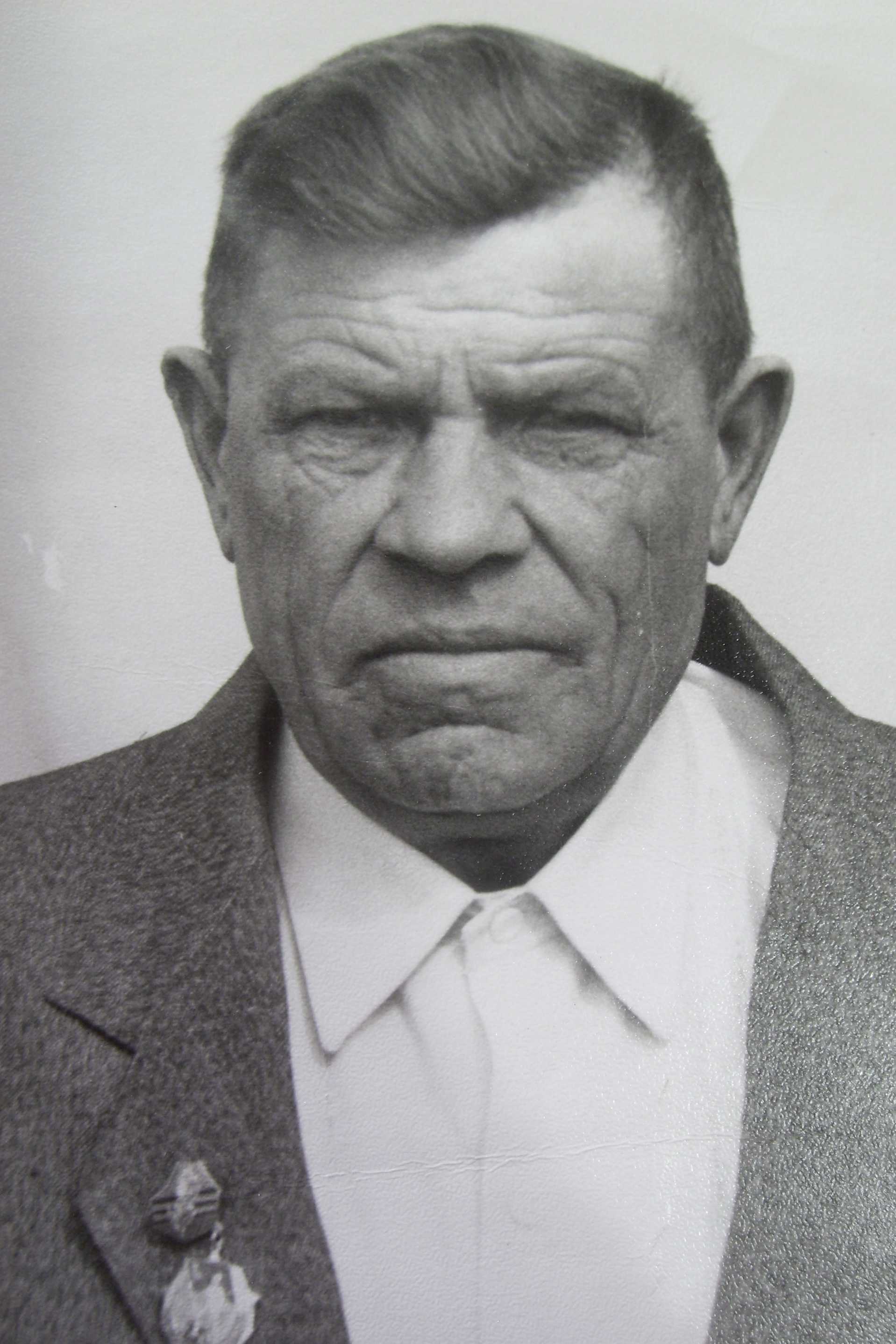 Глущенко Дмитрий Корнеевич