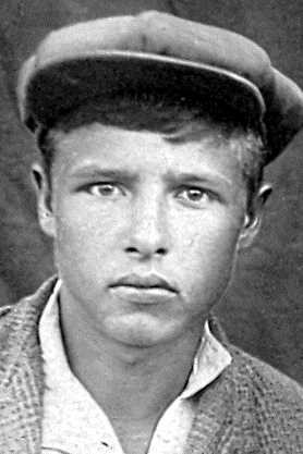 Кустарев Степан Никанорович|Никонорович