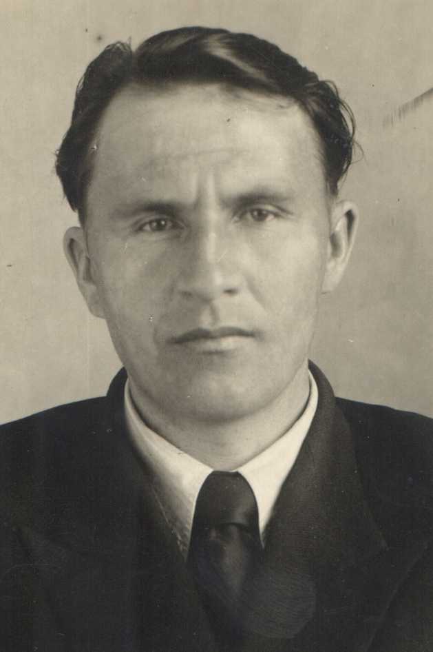 Зиновьев Василий Дмитриевич