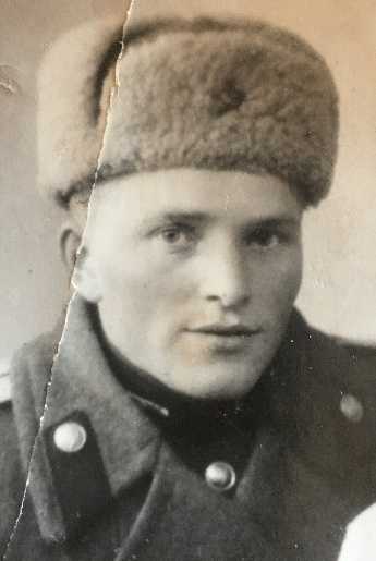 Суратов Иван Иванович