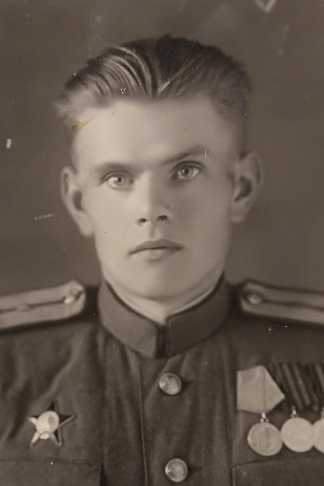 Елизаров Василий Яковлевич