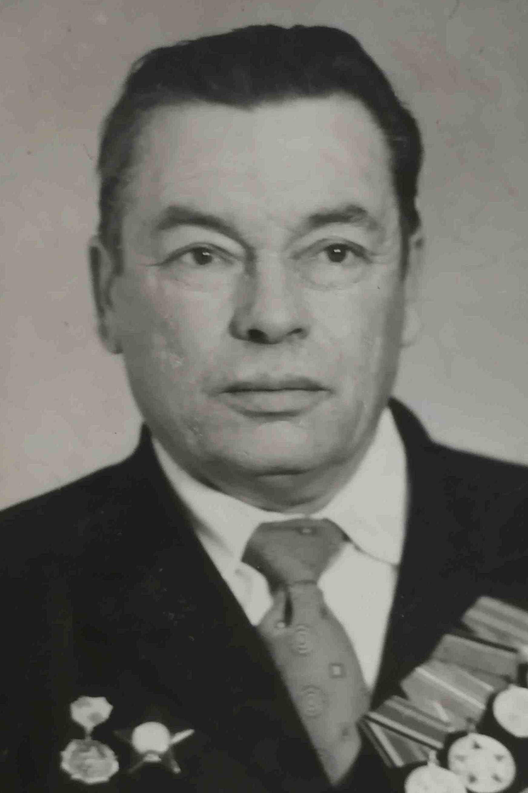 Ложников Иван Захарович