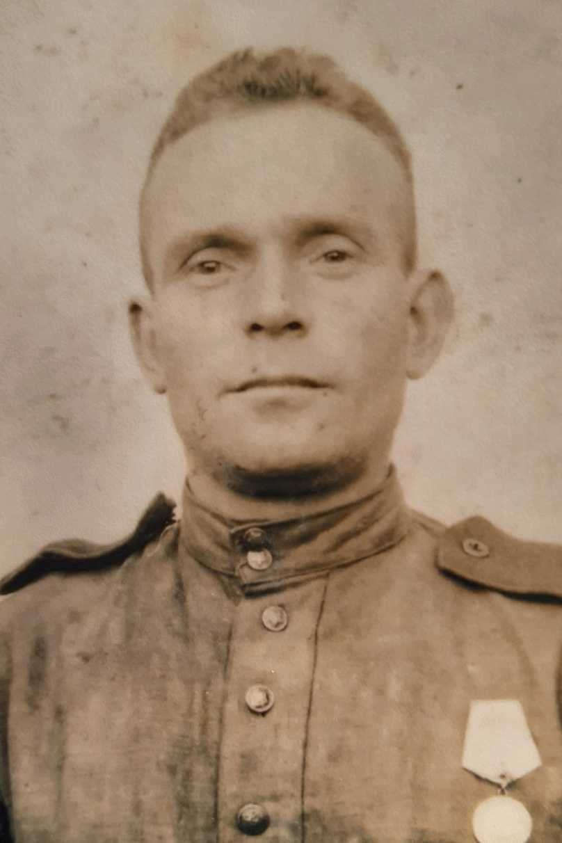 Верхоланцев Василий Захарович