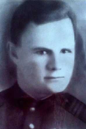 Шарапов Александр Захарович