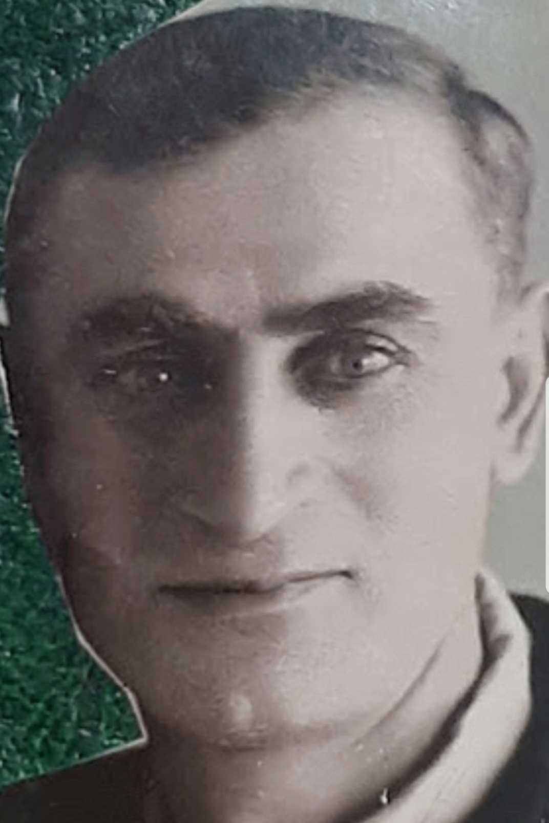 Малхазова Виктор Макарович