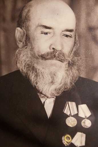 Максимов Роман Иванович