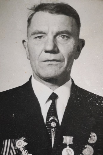 Халаев Иван Яковлевич