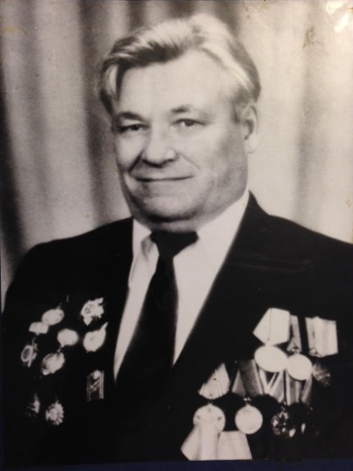 Буриков Виктор Алексеевич