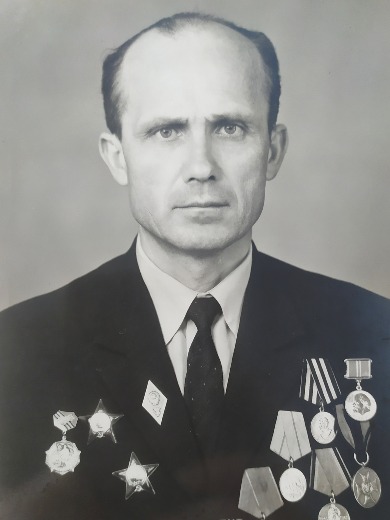 Смирнов Василий Васильевич