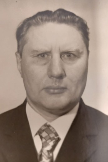 Попов Михаил Леонидович