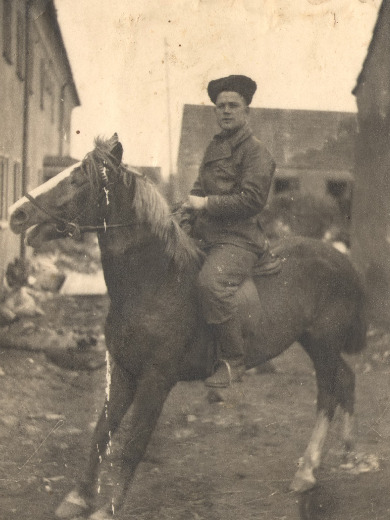 Ярошенко Василий Никифорович