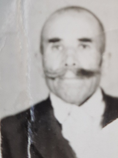 Холов Ахмед