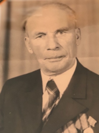 Новиков Максим Иванович